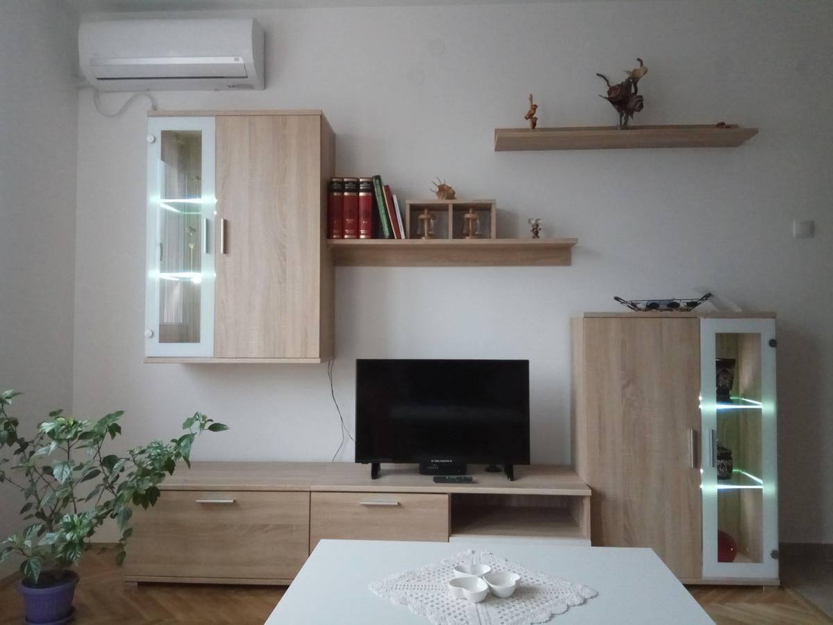 Apartman Ana Subotica Ngoại thất bức ảnh